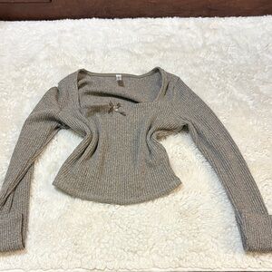 Gray Ribbed Long Sleeve Sweater